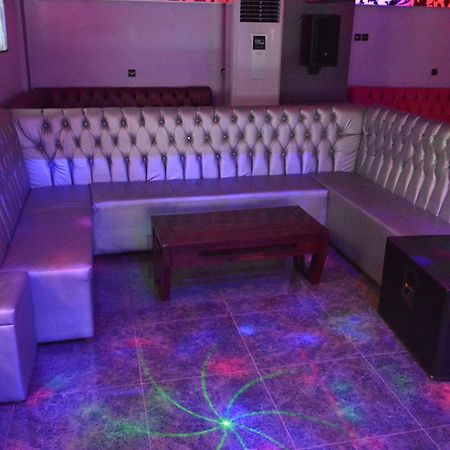 Nikita Hotel ياوندي المظهر الخارجي الصورة
