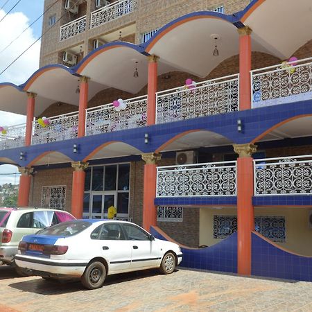 Nikita Hotel ياوندي المظهر الخارجي الصورة