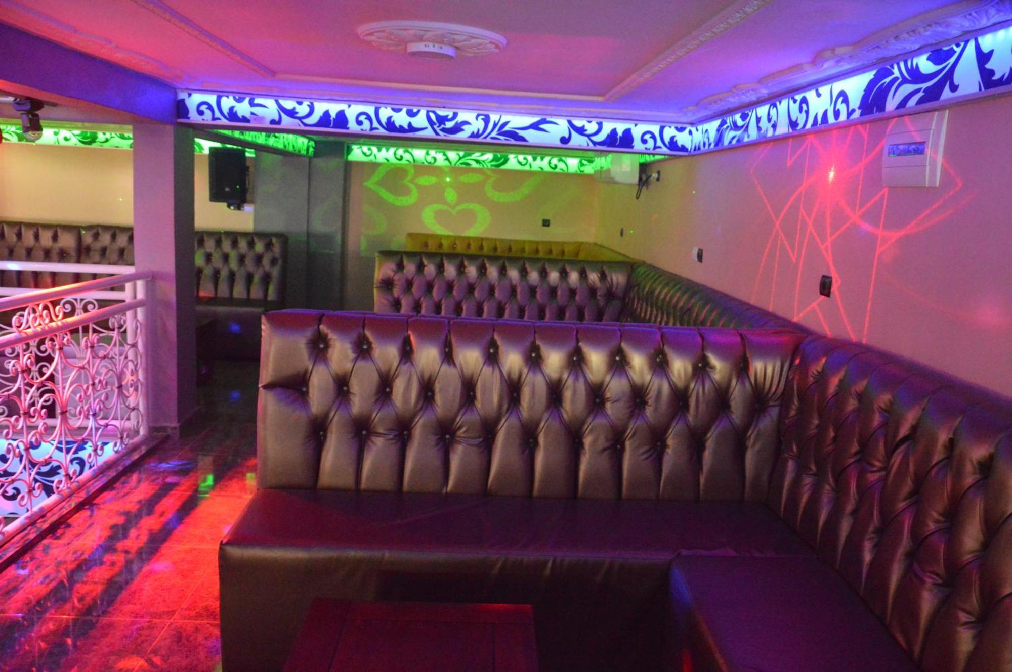 Nikita Hotel ياوندي المظهر الخارجي الصورة